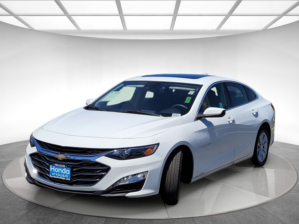 Used 2023 Chevrolet Malibu LT FWD image 7