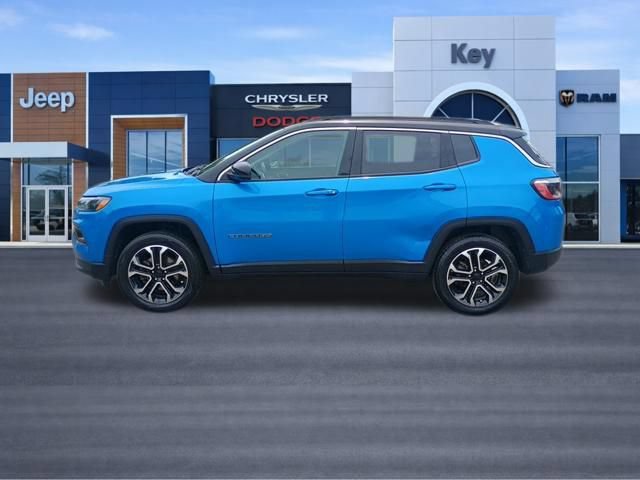 Used 2022 Jeep Compass Limited AWD/4WD image 3