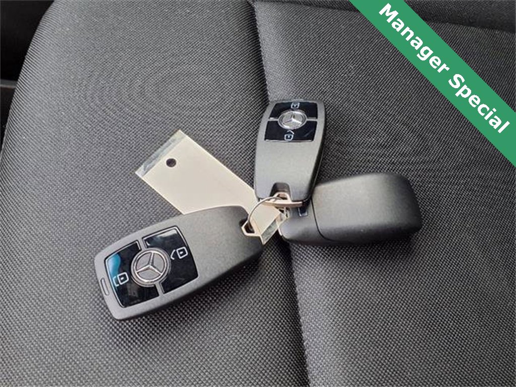 Used 2023 Mercedes-Benz Sprinter 3500 image 26