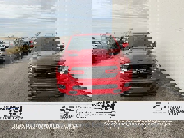 Used 2019 RAM 1500 Laramie w/ Sport Appearance Package image 5