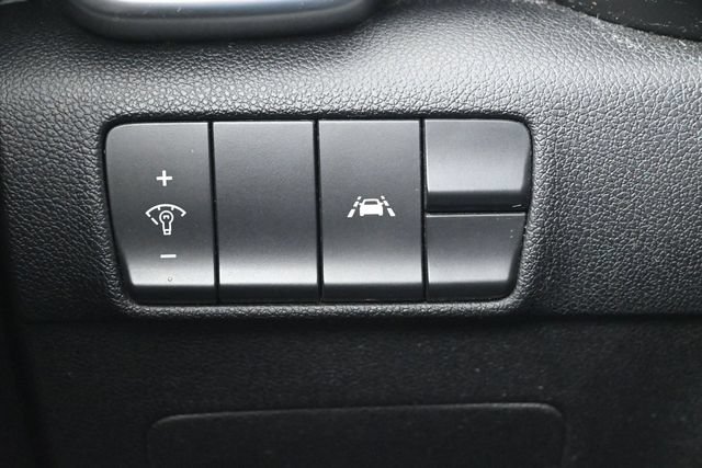 Used 2020 Kia Sportage LX AWD/4WD image 24