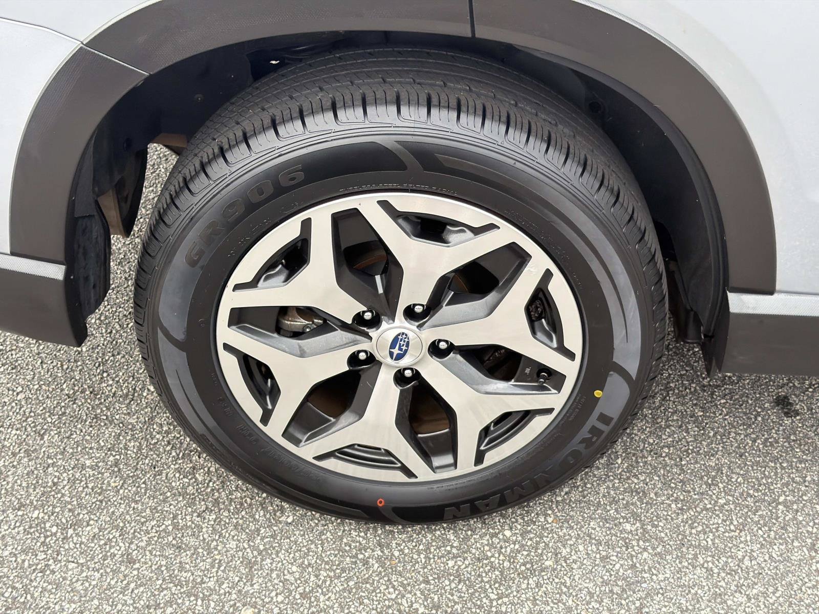 Certified 2023 Subaru Forester Premium AWD/4WD image 19