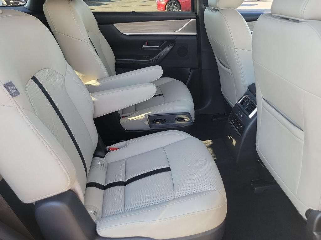 Certified 2024 MAZDA CX-90 Plug-In Hybrid w/ Premium Pkg AWD/4WD image 23