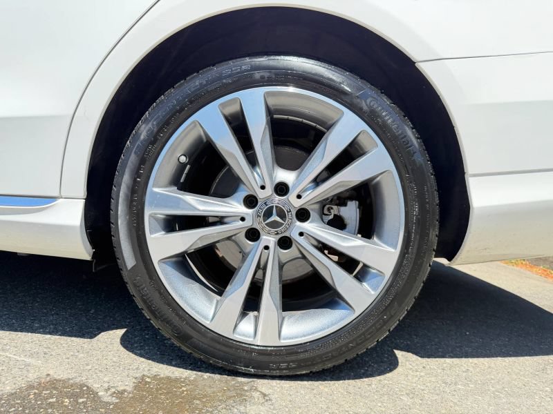 Used 2019 Mercedes-Benz C 300 4MATIC Sedan image 33