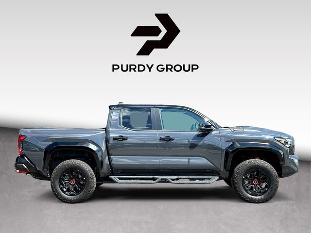 Used 2025 Toyota Tacoma TRD Pro AWD/4WD image 9