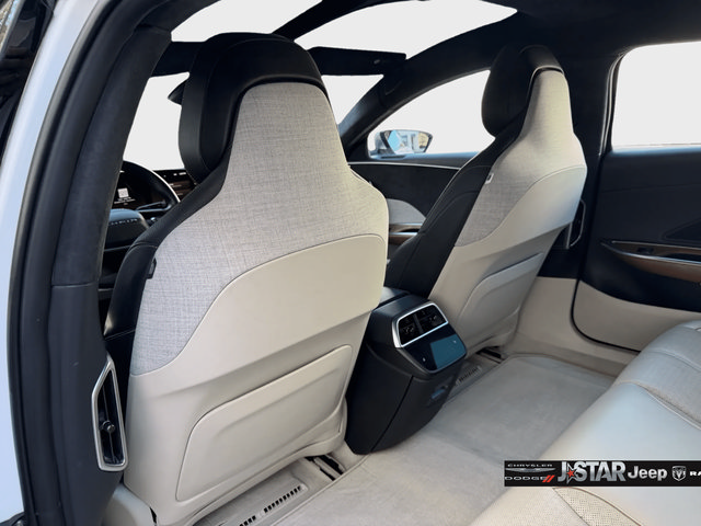 Used 2022 Lucid Air Grand Touring AWD/4WD image 25