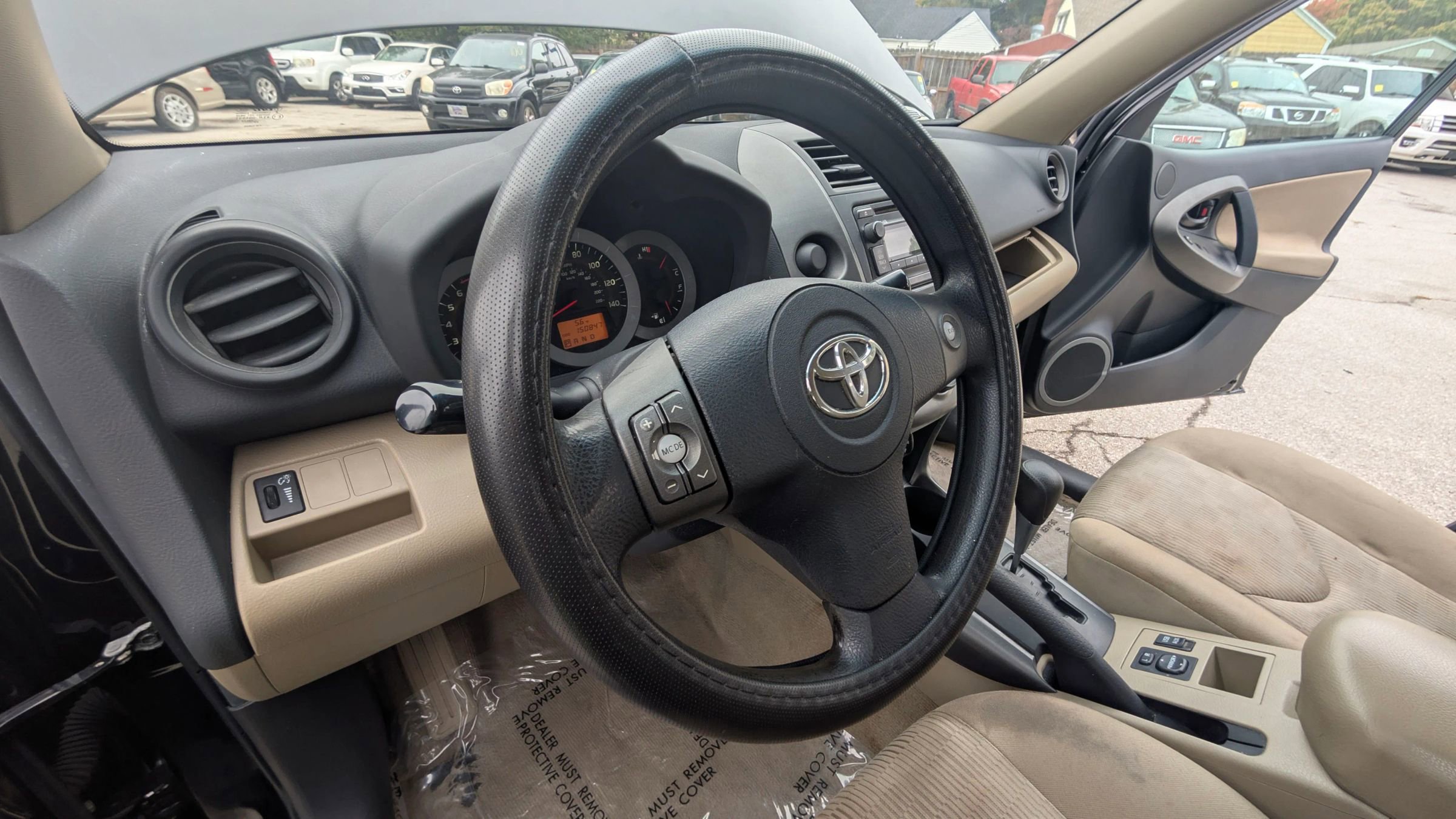 Used 2012 Toyota RAV4 FWD image 10