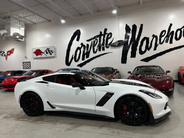 Used 2016 Chevrolet Corvette Z06 w/ 3LZ Preferred Equipment Group RWD image 29
