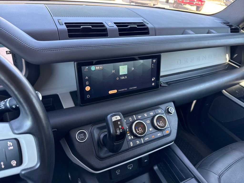 Used 2020 Land Rover Defender 110 HSE image 19
