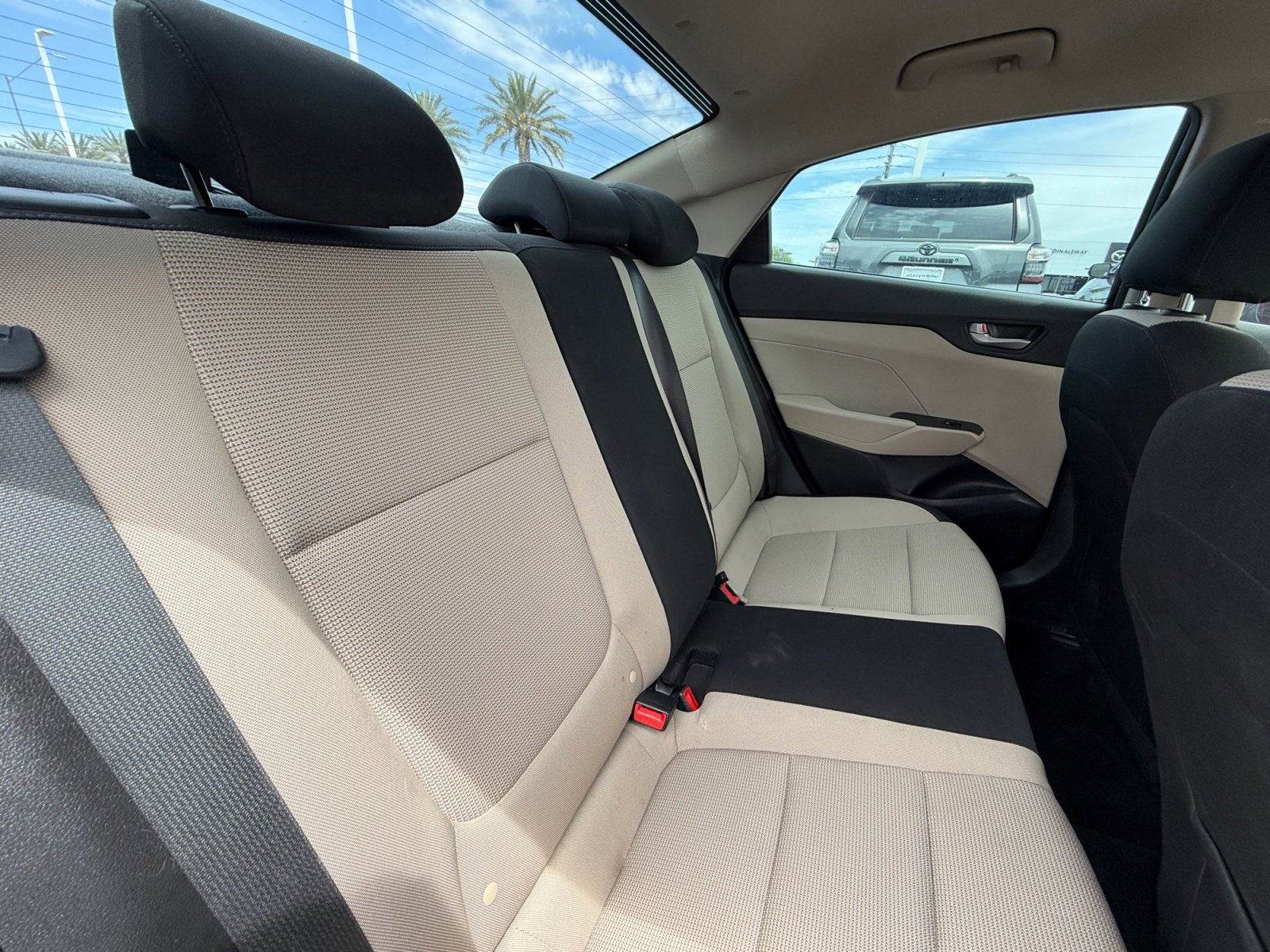 Used 2018 Hyundai Accent SEL FWD image 18