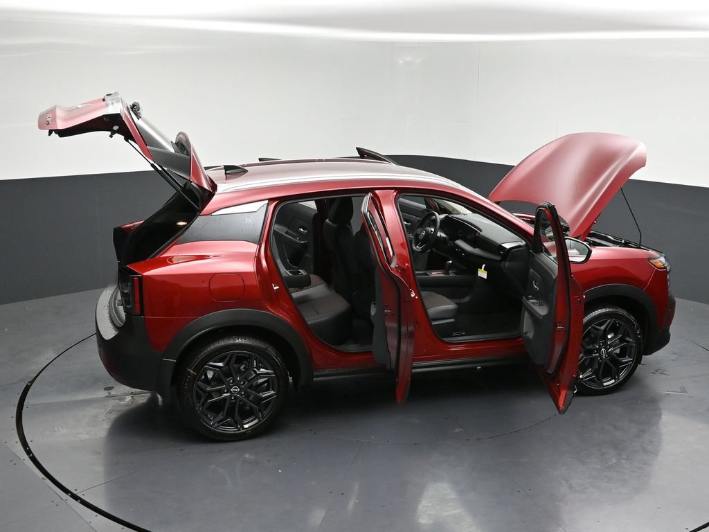 New 2026 Nissan Kicks SR AWD/4WD image 30
