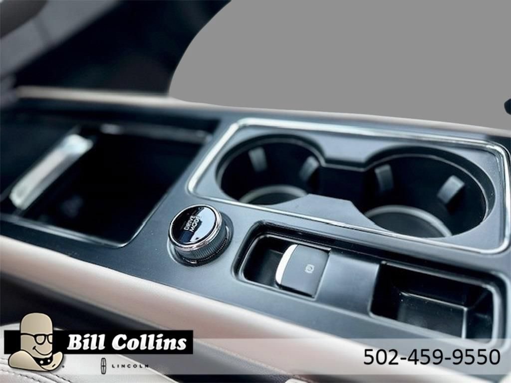 New 2024 Lincoln Corsair Grand Touring AWD/4WD image 19