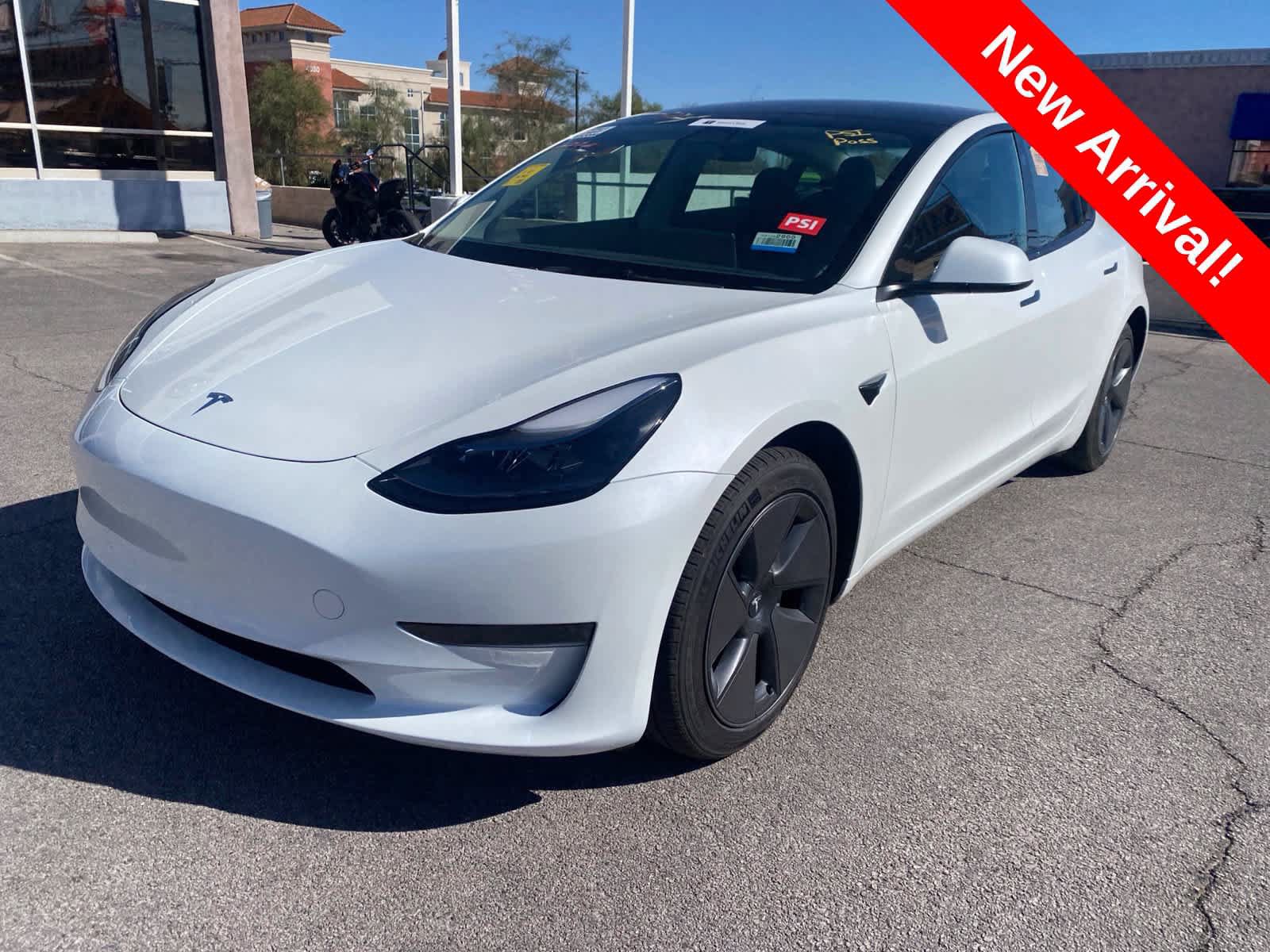 Used 2023 Tesla Model 3 Standard Range RWD image 1