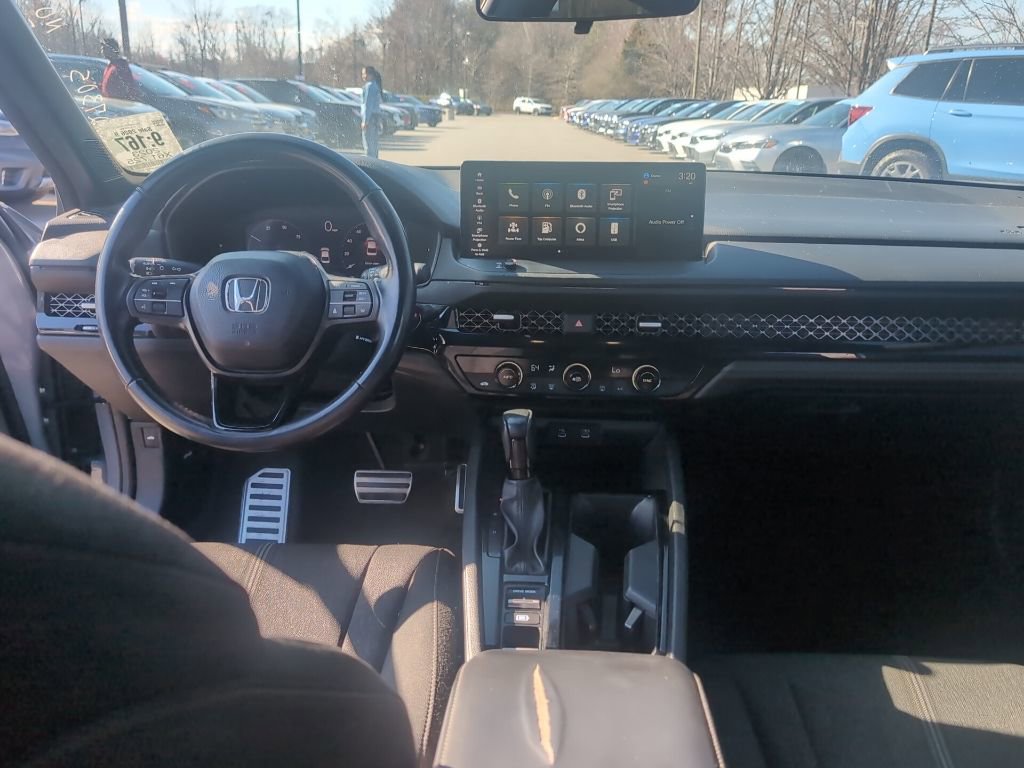 Used 2023 Honda Accord Sport image 16