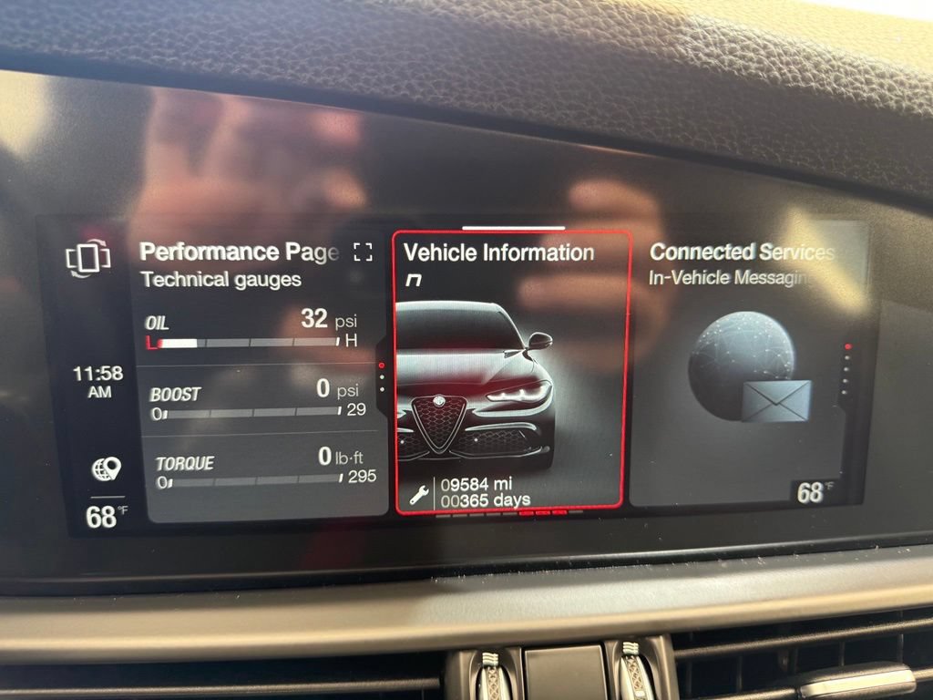 New 2026 Alfa Romeo Giulia w/ Driving Assist Package RWD image 40