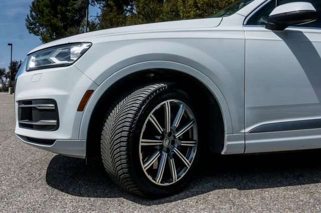 Used 2017 Audi Q7 3.0T Premium AWD/4WD image 8