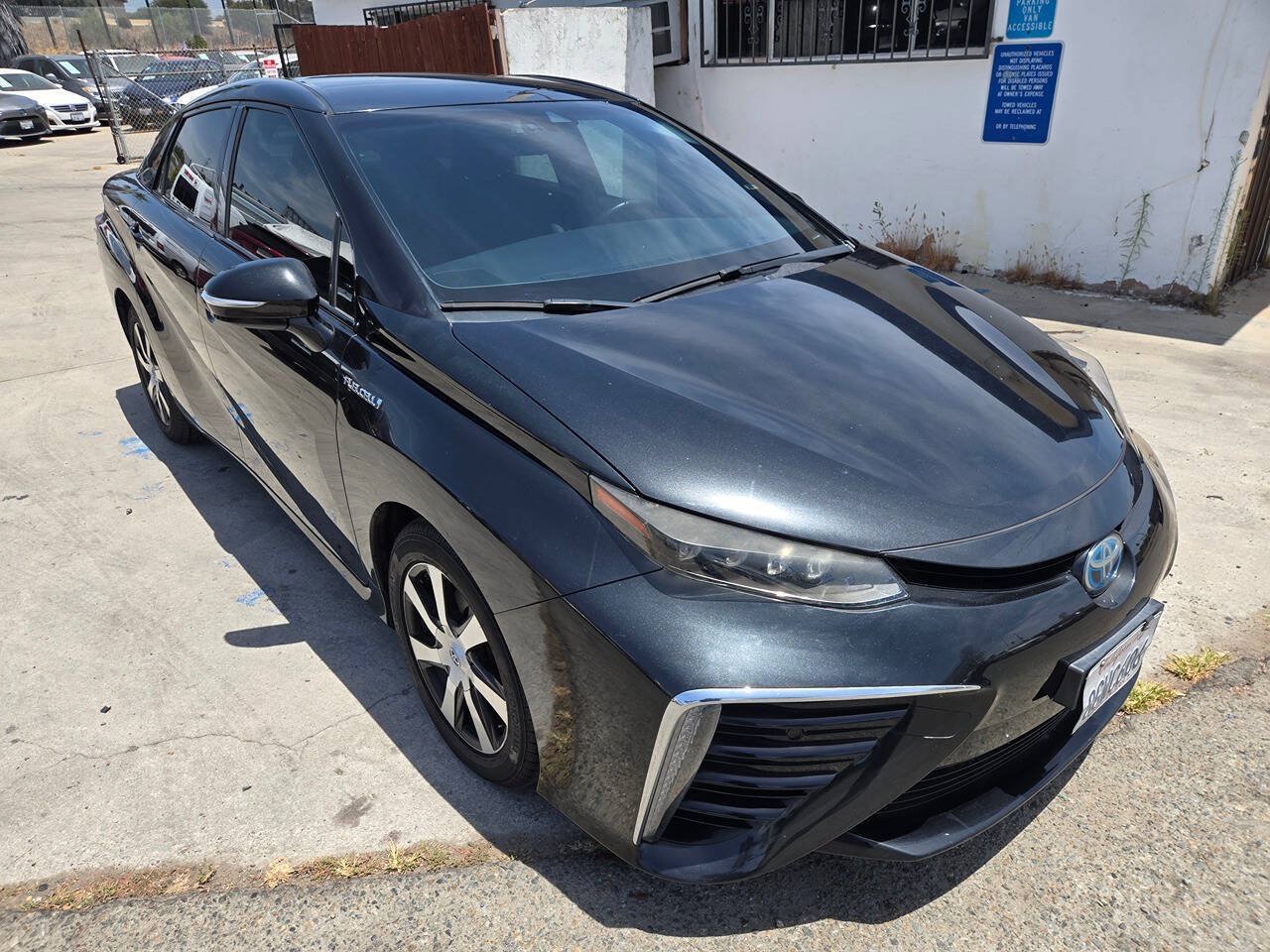 Used 2018 Toyota Mirai FWD image 10