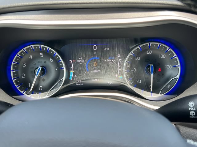 Used 2025 Chrysler Pacifica Select FWD image 20