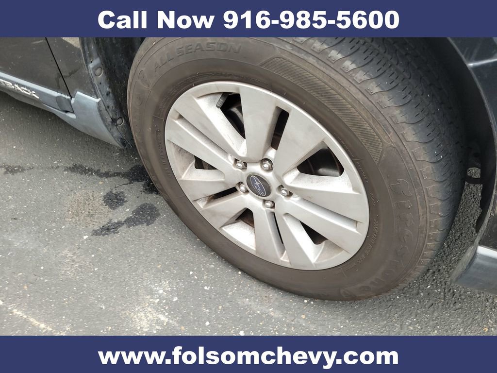 Used 2018 Subaru Outback 2.5i Premium image 2