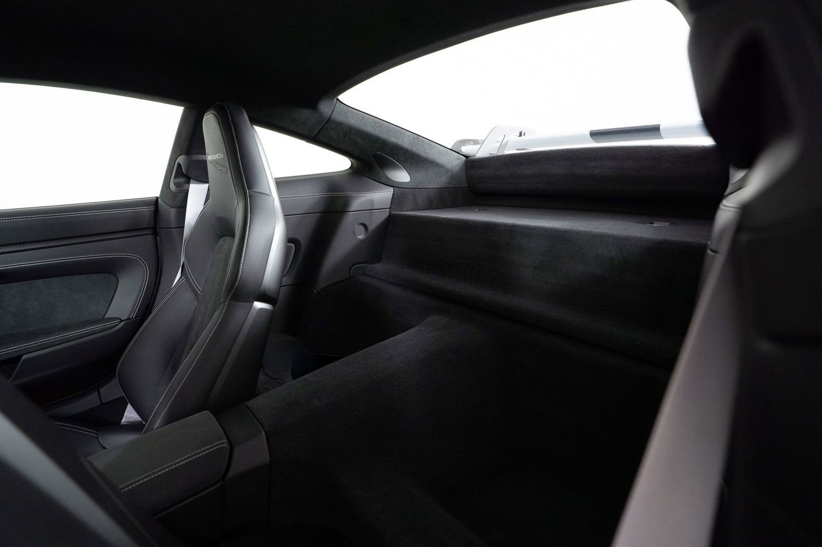 Used 2025 Porsche 911 GT3 image 30