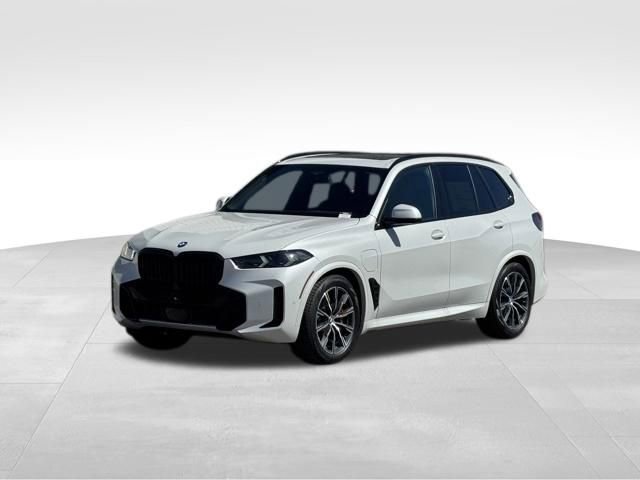 New 2026 BMW X5 xDrive50e AWD/4WD image 1