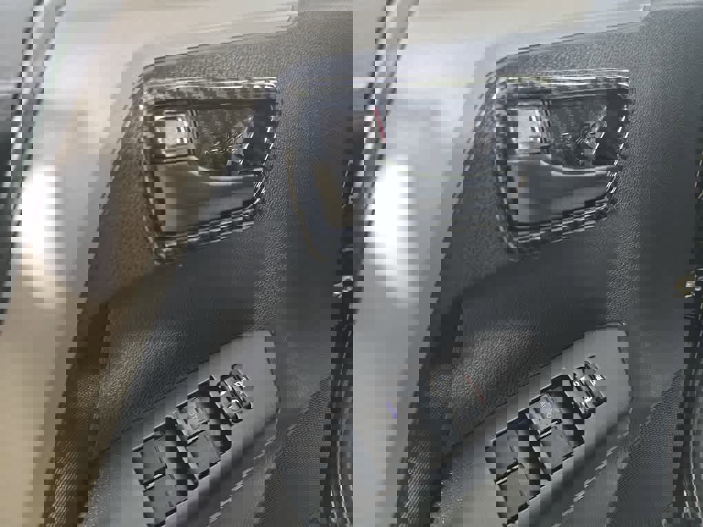 Used 2018 Toyota RAV4 LE w/ All Weather Liner Package image 24