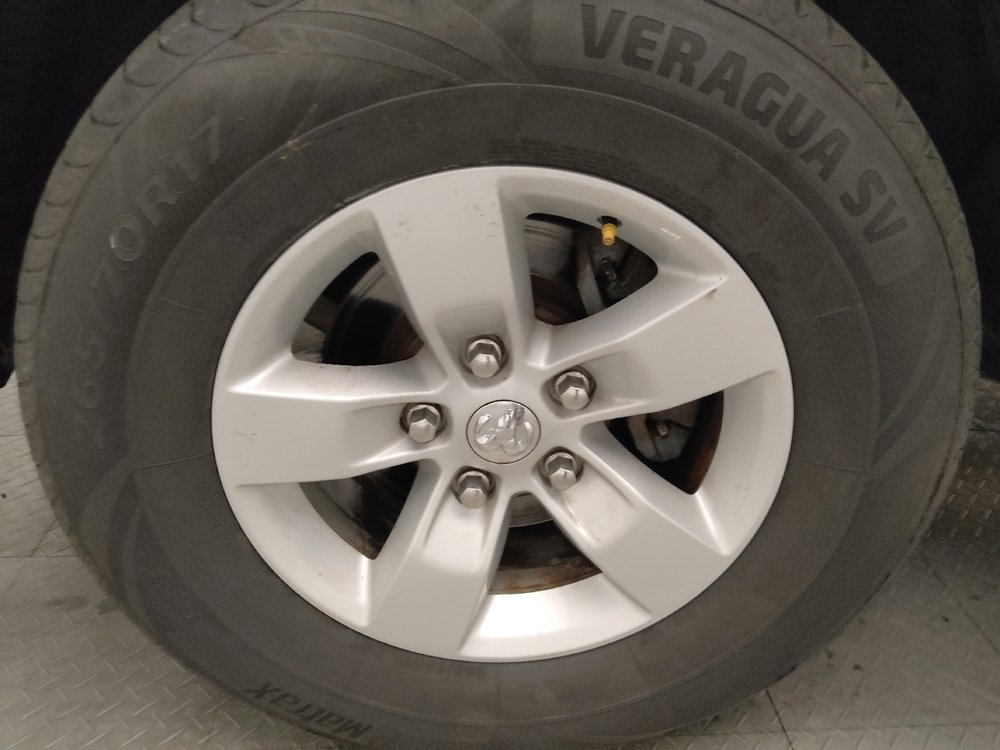 Used 2019 RAM 1500 Classic SLT RWD image 31