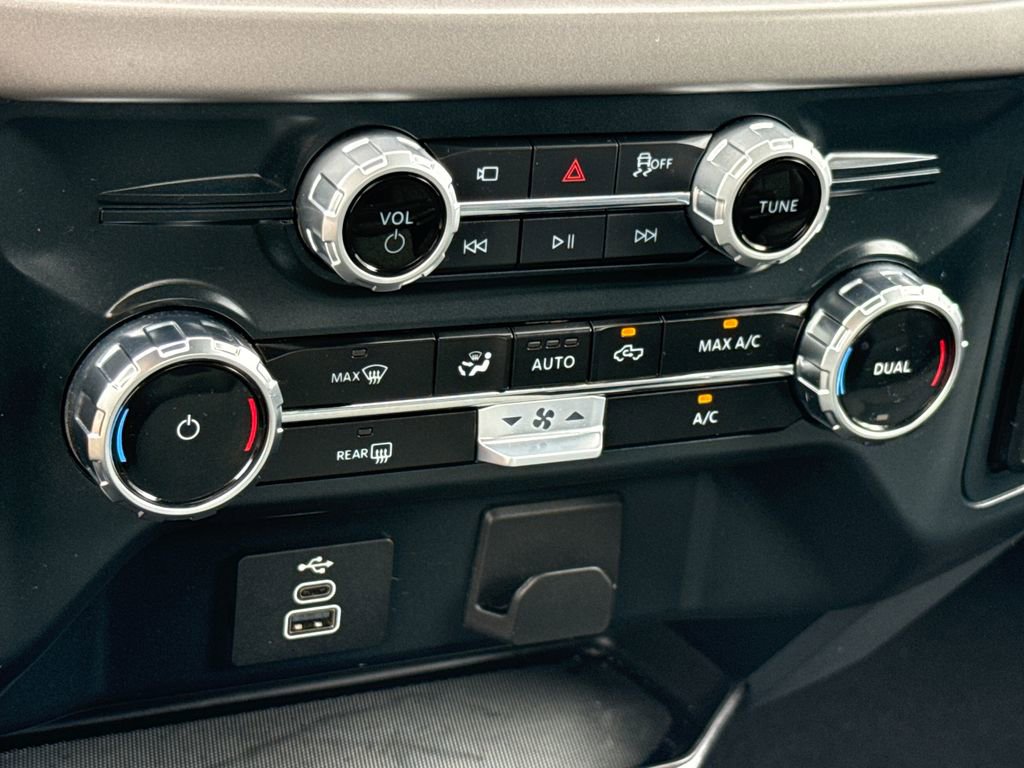 Used 2025 Ford F150 XLT w/ Equipment Group 301A Standard AWD/4WD image 21