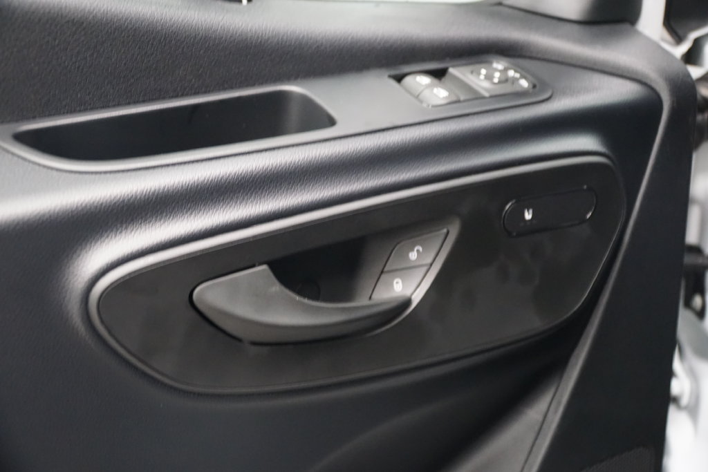 New 2026 Mercedes-Benz Sprinter 2500 image 9
