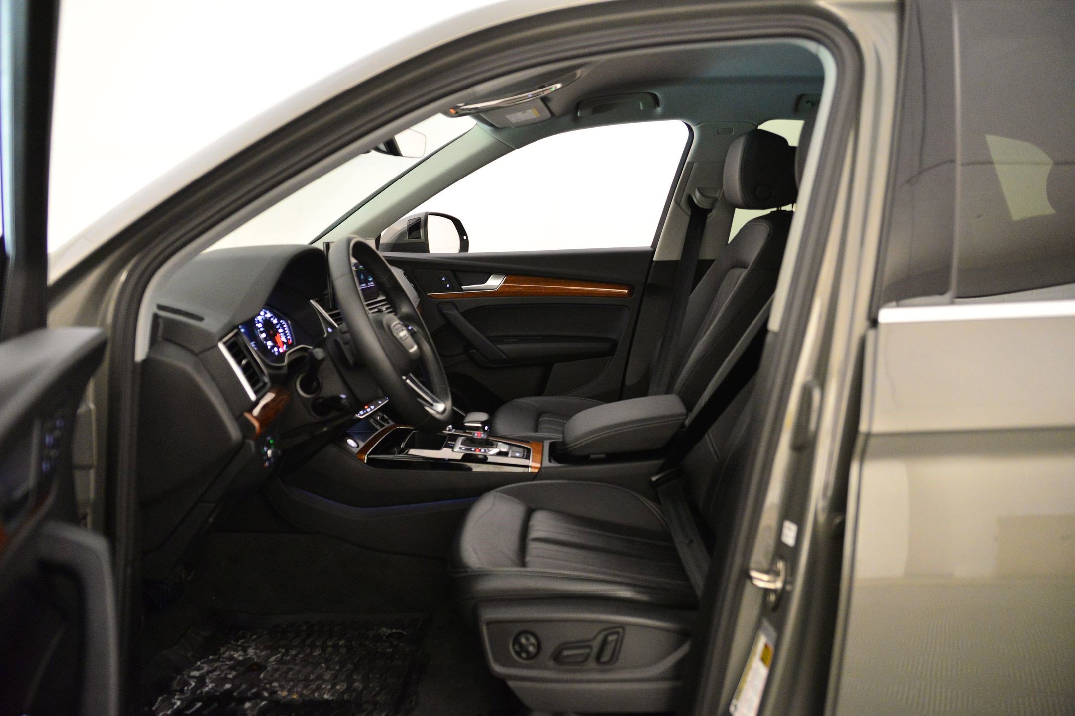 Certified 2023 Audi Q5 2.0T Premium w/ Convenience Package image 22