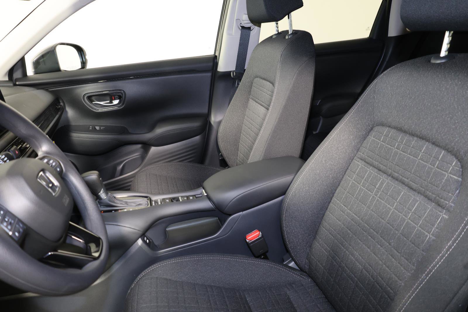 New 2027 Honda HR-V LX image 23