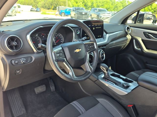 Used 2024 Chevrolet Blazer LT w/ Convenience Package FWD image 23