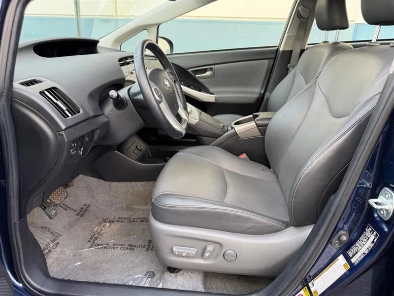 Used 2015 Toyota Prius Persona Series FWD image 35