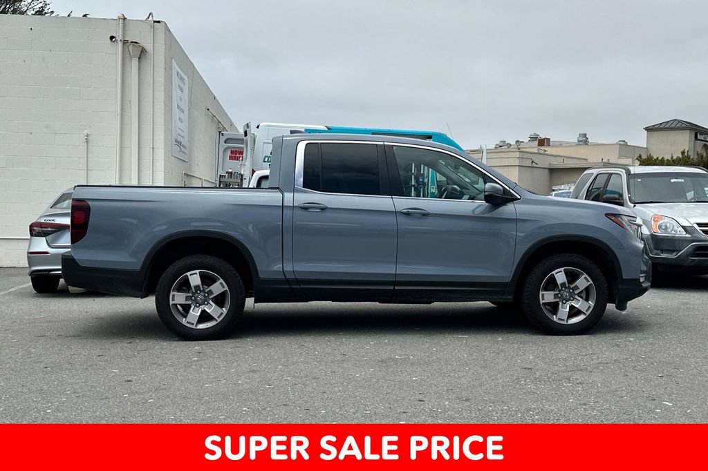 Used 2025 Honda Ridgeline RTL image 2