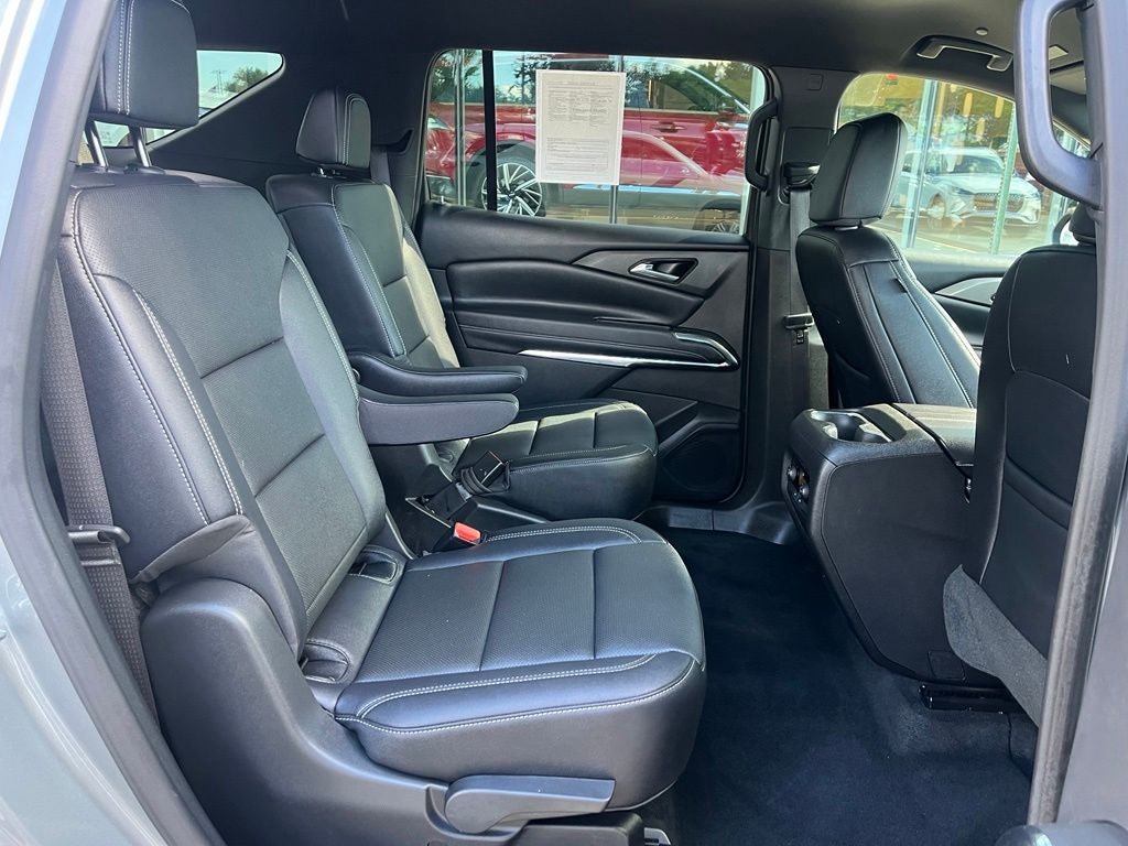 Used 2026 Chevrolet Traverse LT AWD/4WD image 19