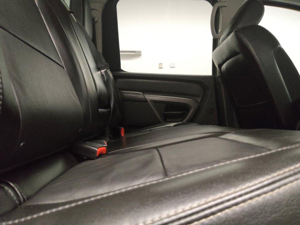 Used 2015 Nissan Titan PRO-4X w/ Pro-4x Luxury Package AWD/4WD image 19