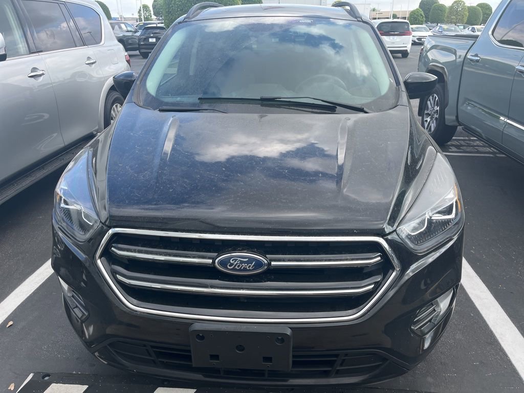 Used 2019 Ford Escape SE image 2