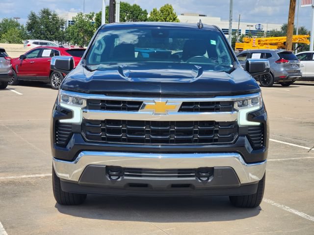 Used 2023 Chevrolet Silverado 1500 LT AWD/4WD image 2