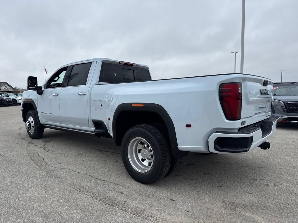 New 2026 GMC Sierra 3500 Denali Ultimate AWD/4WD image 4
