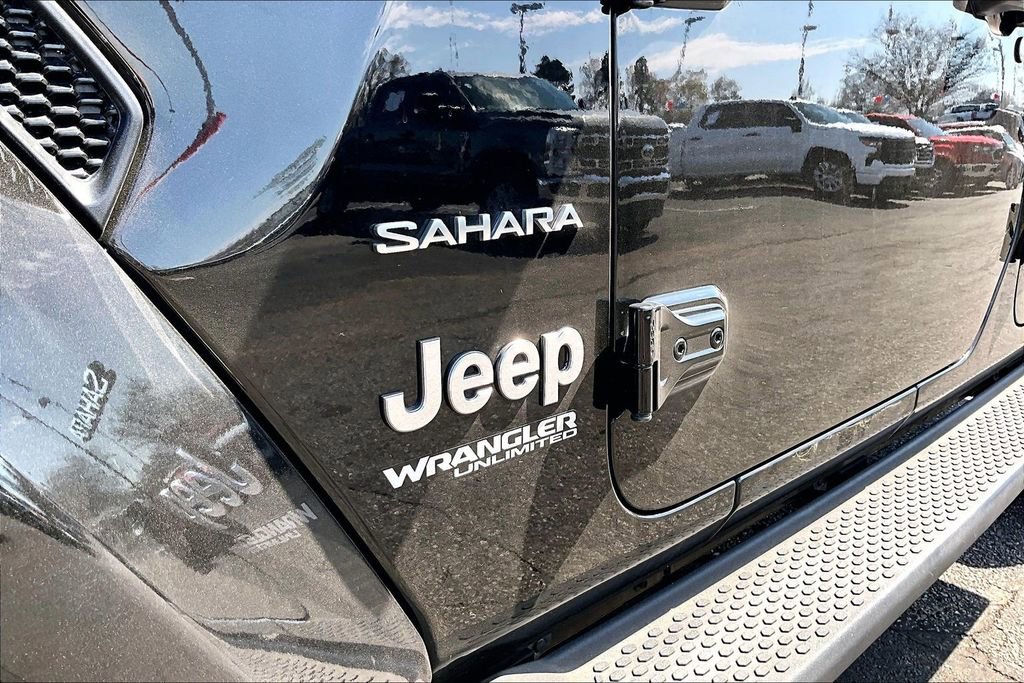 Used 2018 Jeep Wrangler Unlimited Sahara image 7