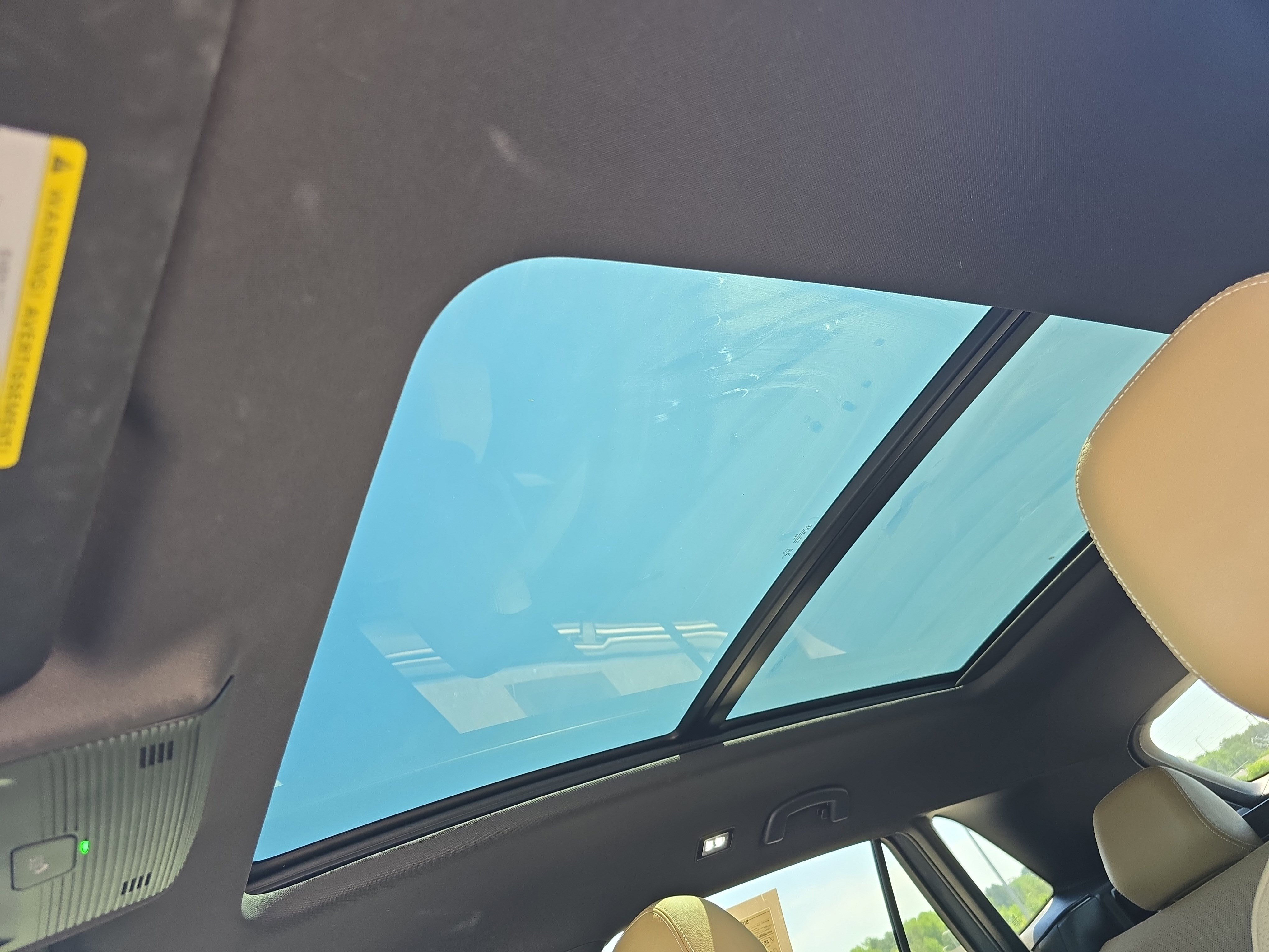 Used 2024 Volkswagen Atlas Cross Sport SE w/ Panoramic Sunroof Package image 28