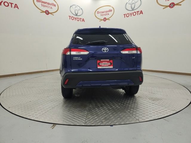 Certified 2024 Toyota Corolla Cross LE image 7