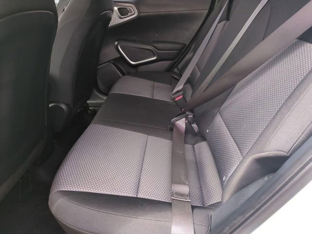 Used 2025 Kia Soul LX w/ LX Technology Package image 21