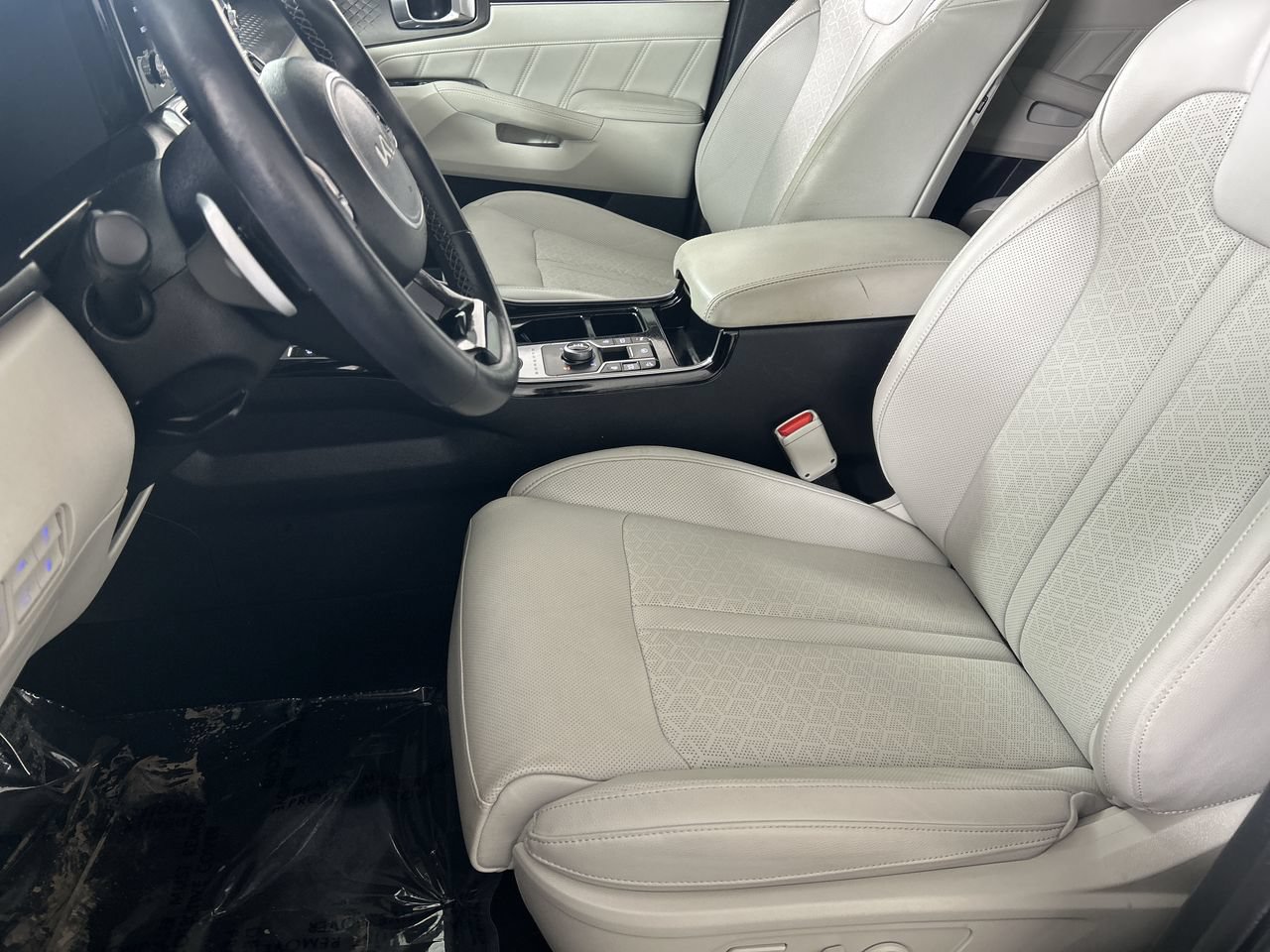 Used 2023 Kia Sorento SX Prestige AWD/4WD image 22