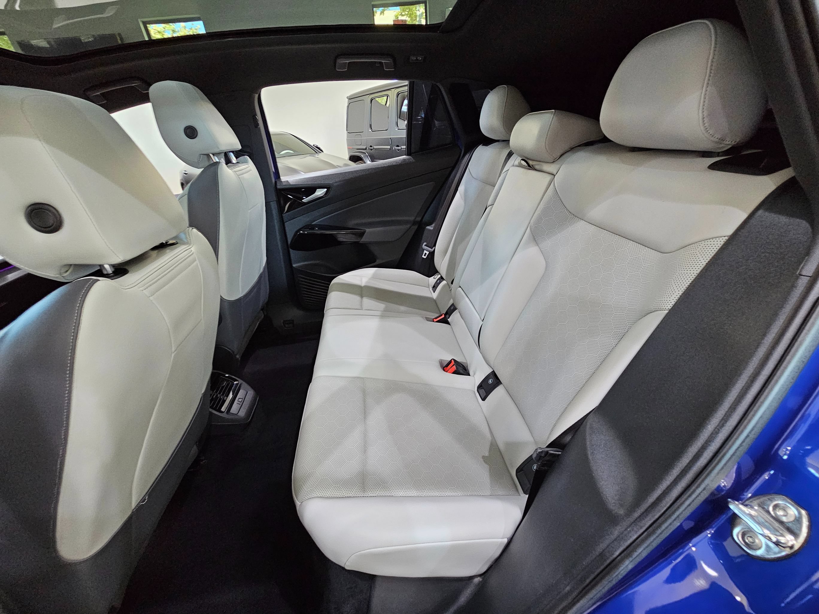 Used 2022 Volkswagen ID.4 Pro S RWD image 23