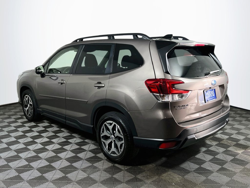 Certified 2024 Subaru Forester Premium AWD/4WD image 5