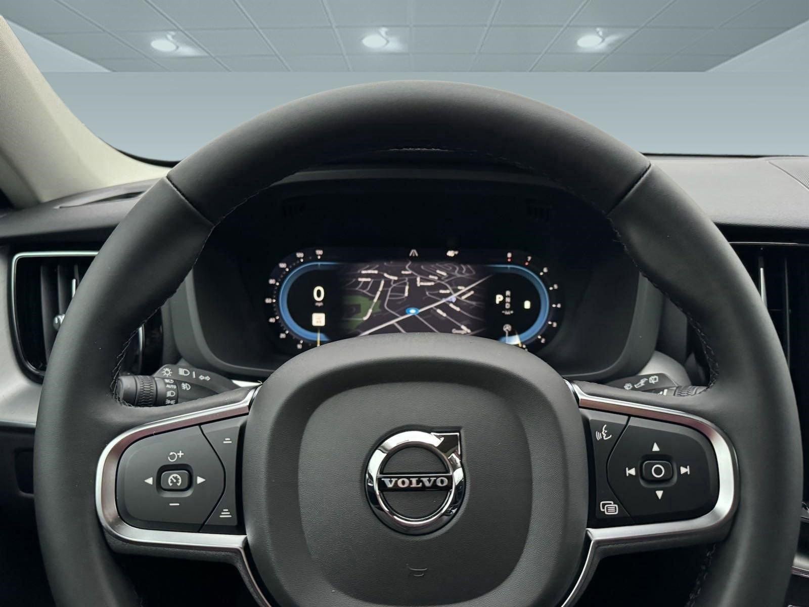 New 2024 Volvo XC60 B5 Core w/ Protection Package Premier AWD/4WD image 15