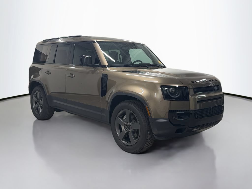 Used 2026 Land Rover Defender 110 S AWD/4WD image 7