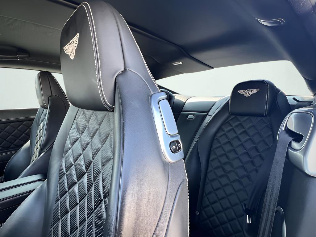Used 2016 Bentley Continental GT image 18