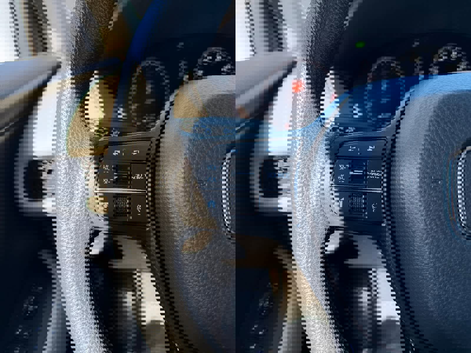 Used 2023 Honda HR-V LX image 14